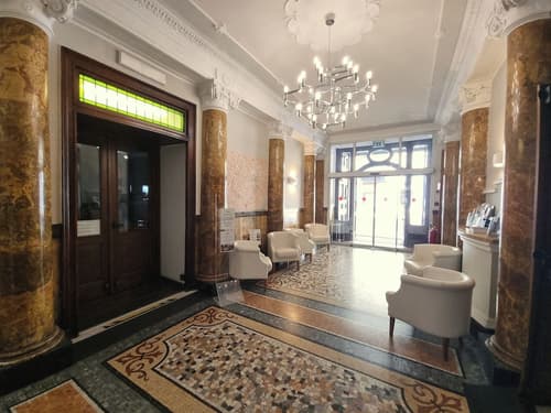 Hotel Astoria, Lobby