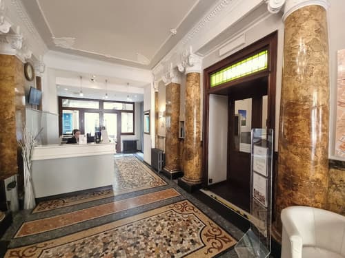 Hotel Astoria, Lobby