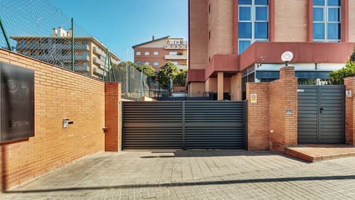 Sercotel Porta Barcelona, Parking