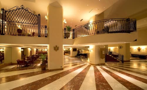Grand Hotel Barone Di Sassj, Lobby