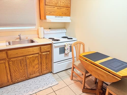 Timbers INN and Suites, Room