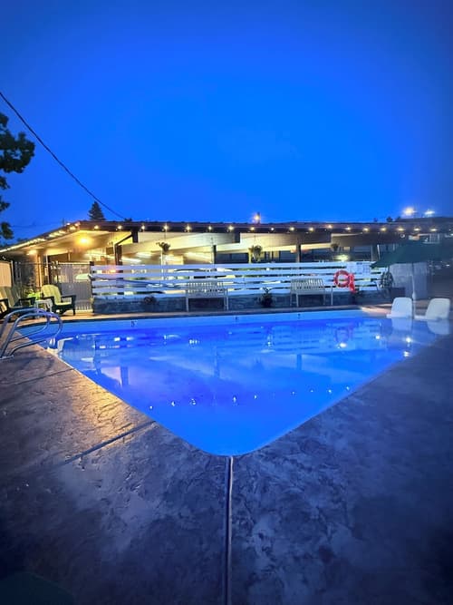 Timbers INN and Suites, Primary image