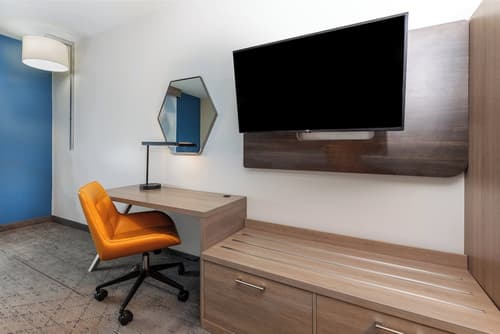 Holiday Inn Express Harvey-Marrero by IHG, Room