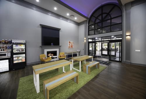 Spark by Hilton Amarillo East, Lobby