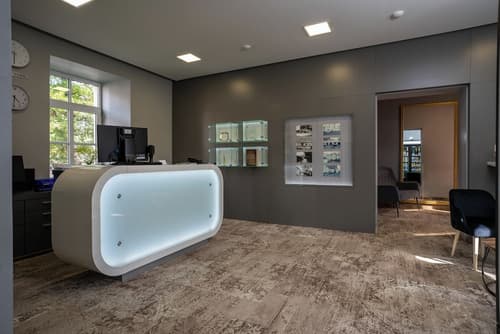 Mabre Residence Hotel, Reception