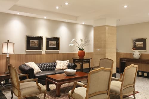 Windsor Florida Hotel, Lobby sitting area