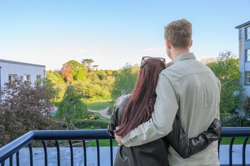 Newtown Park Hotel, Room