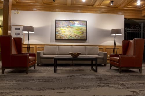 Whistler's Inn, Reception