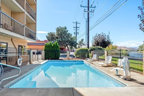 Baymont by Wyndham Yakima Riverfront, Pool