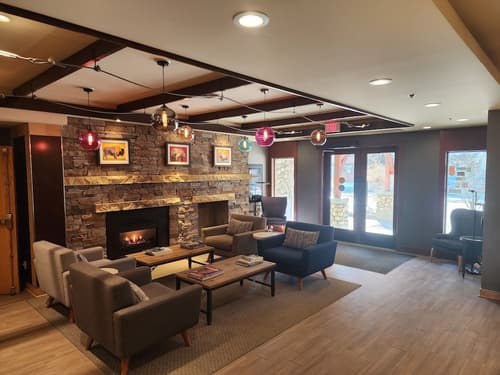 Banff Inn, Reception