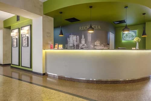 Hotel Reytan, Reception