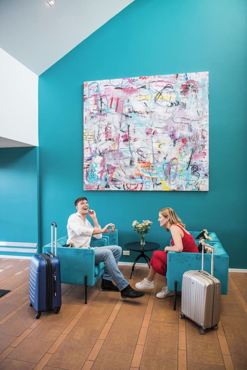 Tides Hotel, Reception