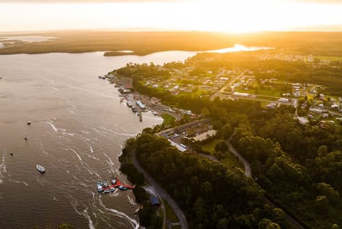 Strahan Village, Primary image