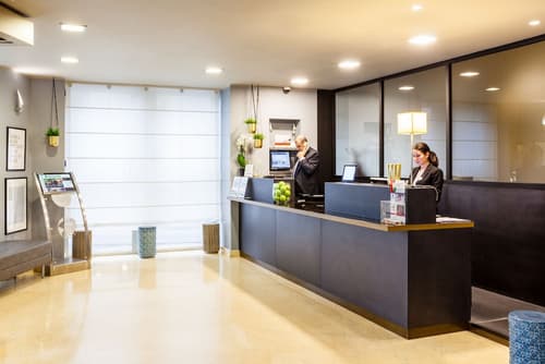 Holiday Inn Milan - Garibaldi Station by IHG, Reception