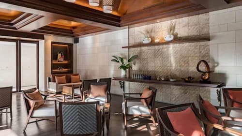 Ramayana Suites & Resort, Lobby lounge