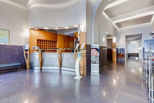 Best Western Plus Hotel Plaza, Reception