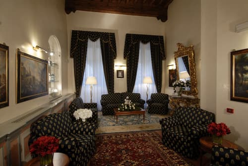 Hotel degli Orafi, Lobby sitting area