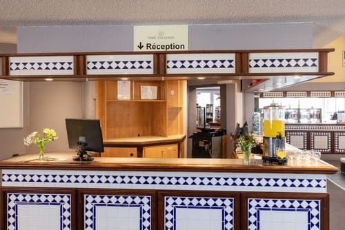 SOWELL HÔTELS L'Olivier, Reception