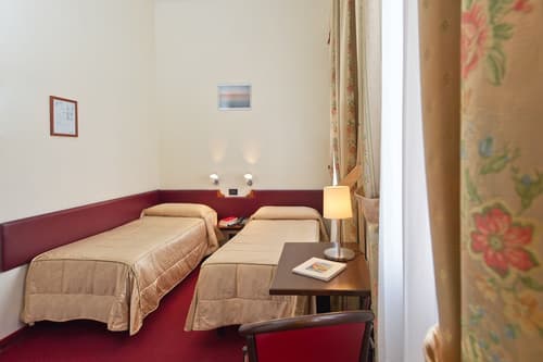 Hotel Cristallo, Room