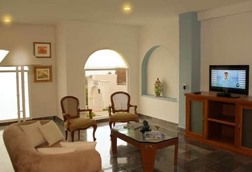 Casa Turquesa - Near Luxury Avenue Shopping Mall, Room