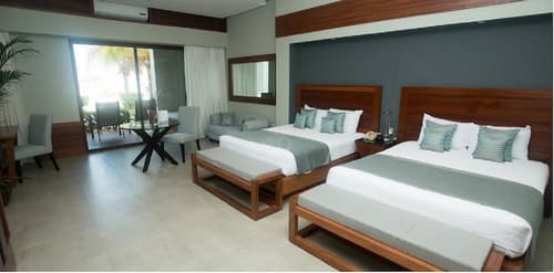 Casa Turquesa - Near Luxury Avenue Shopping Mall, Room