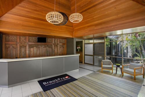 BreakFree Aanuka Beach Resort, Lobby