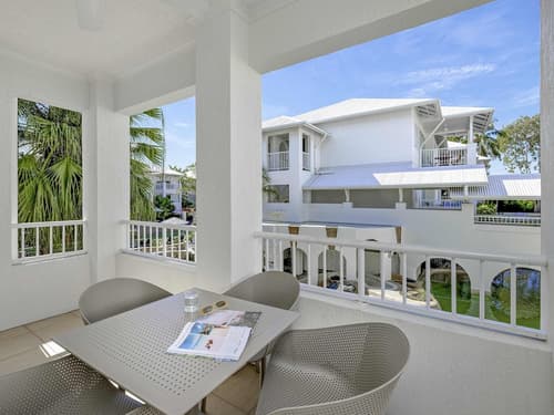 Mantra PortSea, Room