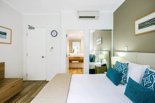 Mantra PortSea, Room