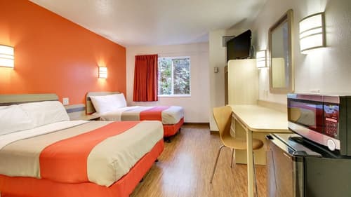 Motel 6 Springfield, IL, Room