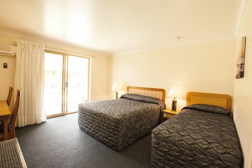 Comfort Inn Bay Of Isles, Room