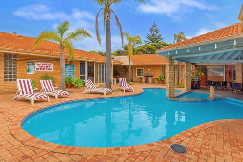 Comfort Inn Bay Of Isles, Pool