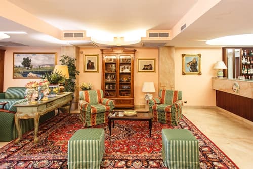 Colleverde Park Hotel, Lobby sitting area