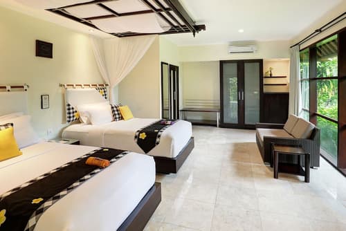 Legian Beach Hotel, Room