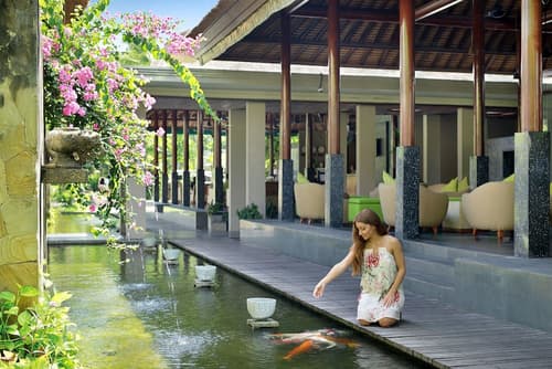 Legian Beach Hotel, Lobby