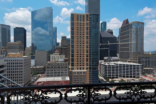 Hotel ICON Autograph Collection by Marriott, Room