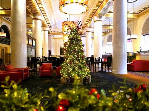 Hotel ICON Autograph Collection by Marriott, Lobby