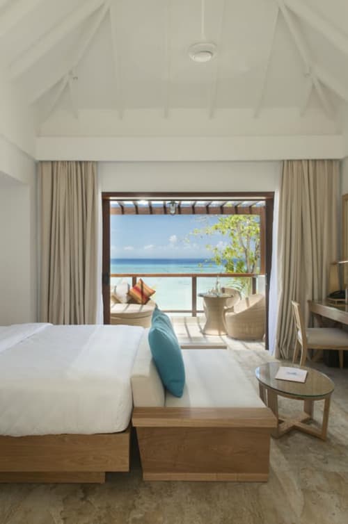 Summer Island Maldives, Room