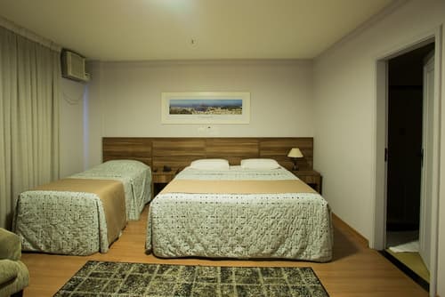 Gallant Hotel, Room