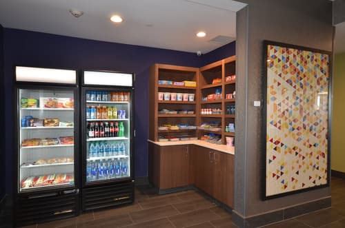 Holiday Inn Express & Suites Oklahoma City Mid - Arpt Area by IHG, Property amenity