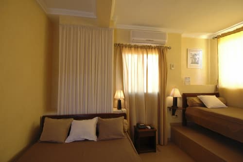 Hôtel de la Poste, Room