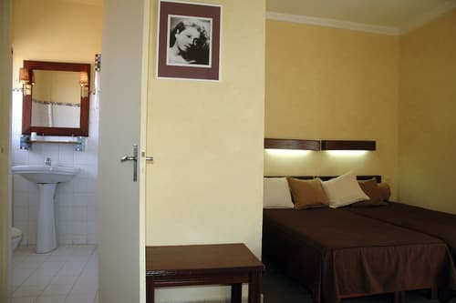 Hôtel de la Poste, Room