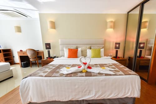 Crown Beach Hotel, Room