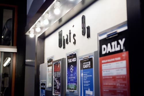 The Circus Hostel, Lobby