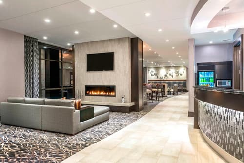 Fairfield Inn & Suites Boston Cambridge, Lobby