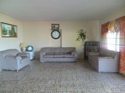 The Ocean Inn, Interior detail