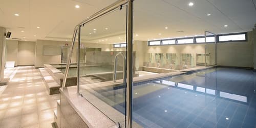 Astar Hotel, Hot springs