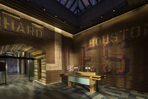 Hotel Indigo Lower East Side New York by IHG, Concierge desk