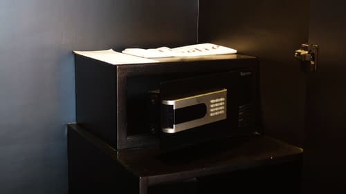 Amelie Hotel Manila, Safe