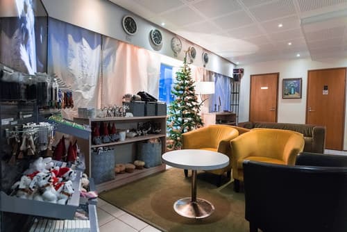 Hotel Aakenus, Lobby