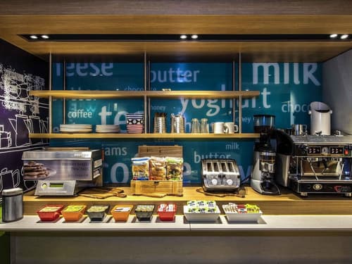 ibis budget Enfield, Miscellaneous